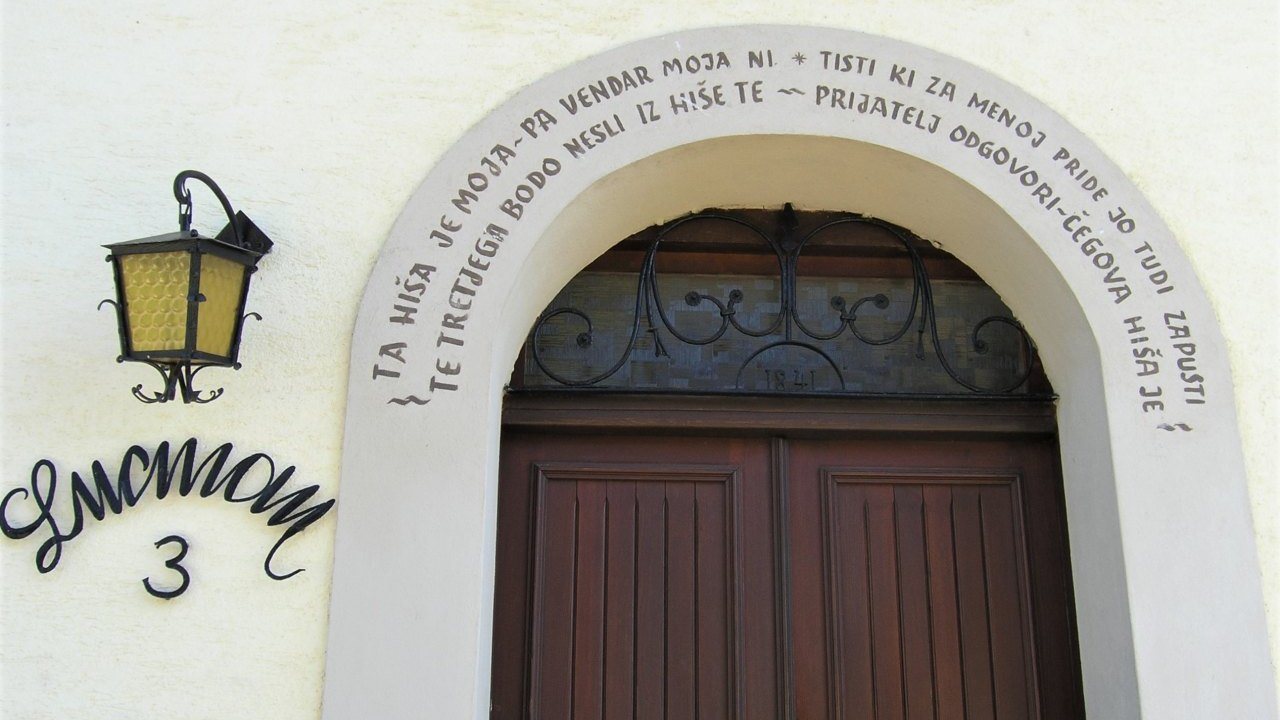Image: Inschrift am Haus vlg. Lucman