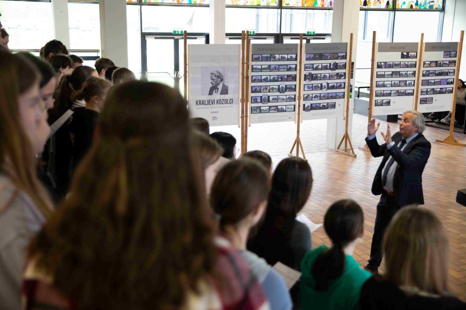 Image: Chor des Slowenischen Gymnasiums unter der Leitung von Roman Verdel, ARCHIV DMNM