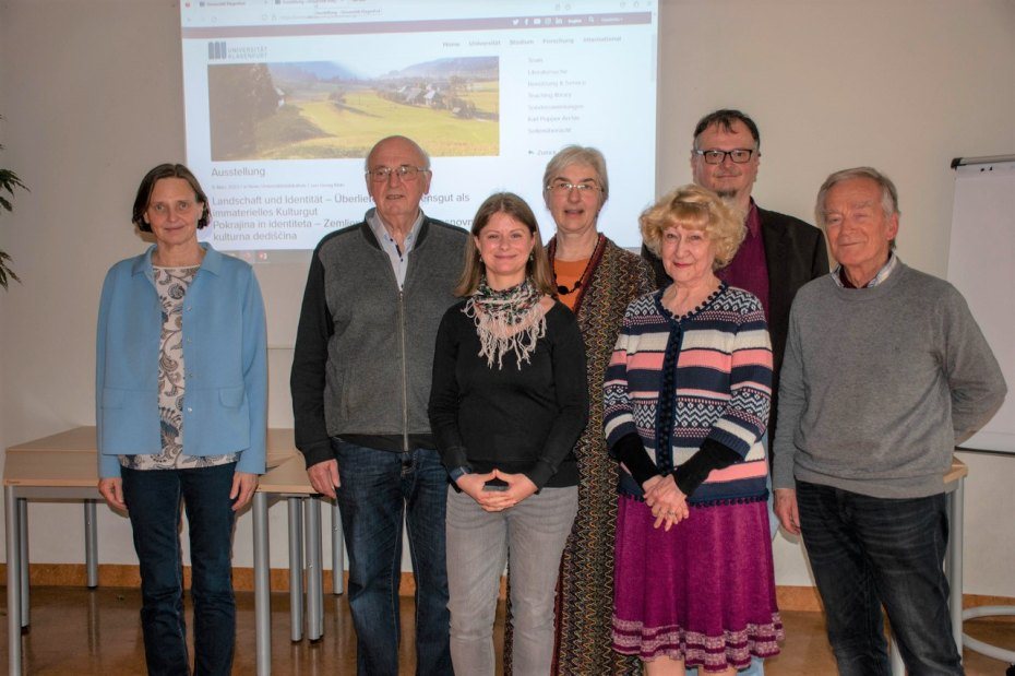 Image: v l. n. r.: Martina Piko-Rustia, Vinko Wieser, Lisa Rieger, Ursula Doleschal, Herta Eicher, Luca Melchior, Gerhard Lepicnik, oto: Tomaž Verdev